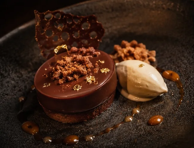 Angerichteter Dessertteller
